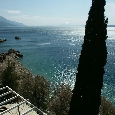 By The Sea Pisak 3* Gornji Dolac